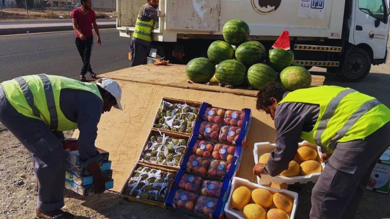 حملات بالدمام والظهران لضبط الباعة الجائلين والمباني المخالفة