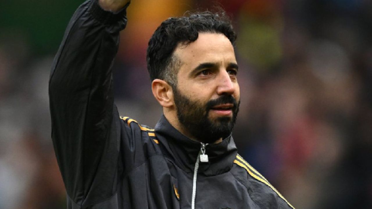 تركي آل الشيخ يرحب بقرار مانشستر يونايتد