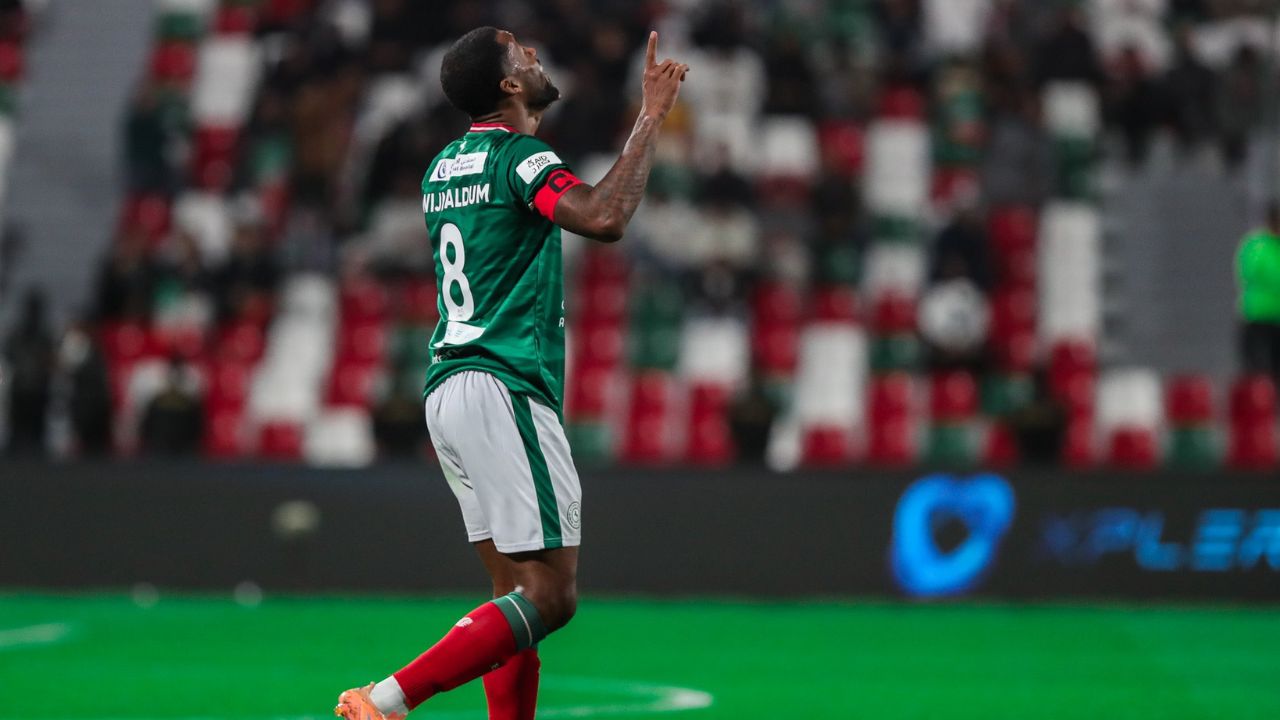 الاتفاق يهزم الأخدود بثنائية