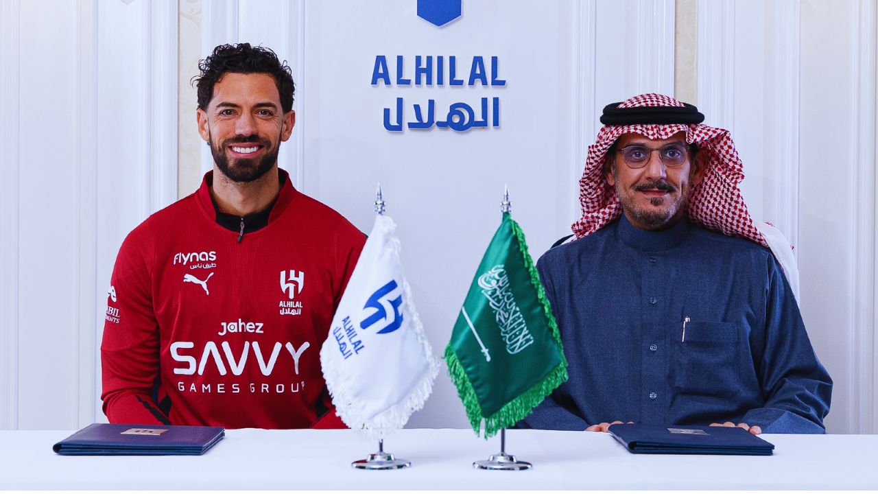 الهلال يعلن رسميًا التعاقد مع بابلو ماري ويكشف راتبه السنوي